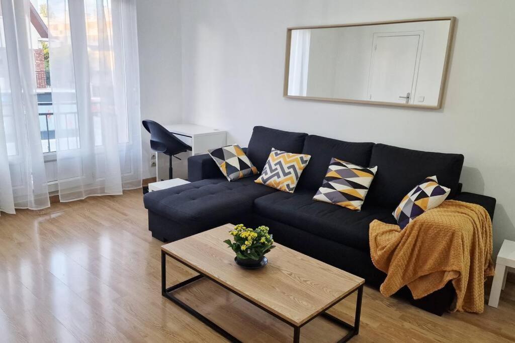 Appart Cosy & Spacieux-Metro7 Louis-Aragon+Parking Lägenhet Vitry-sur-Seine Exteriör bild